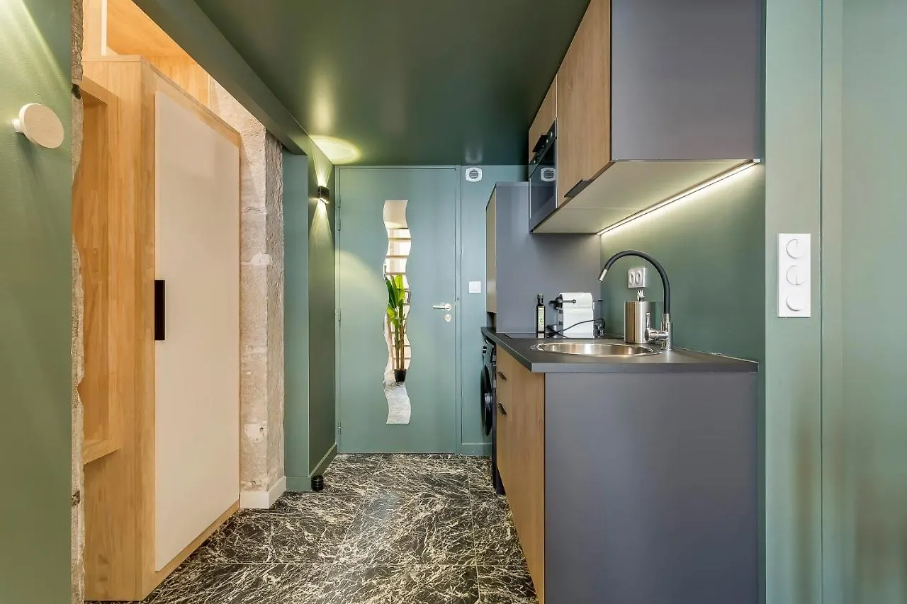 Hamac Suites Meissonnier 2 Lyon France